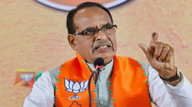 शिवराज सिंह चौहान का कांग्रेस पर करारा हमला: बोले- ‘लोकतंत्र नहीं, वंशवाद बचाना चाहती है कांग्रेस